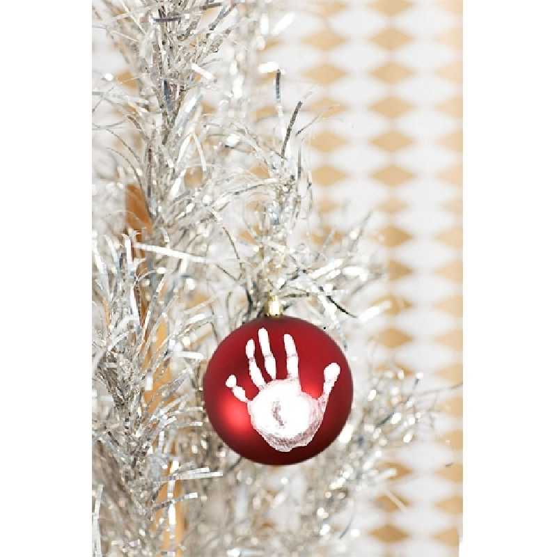 Nos décorations de Noël en empreintes de mains - À dada et au dodo !