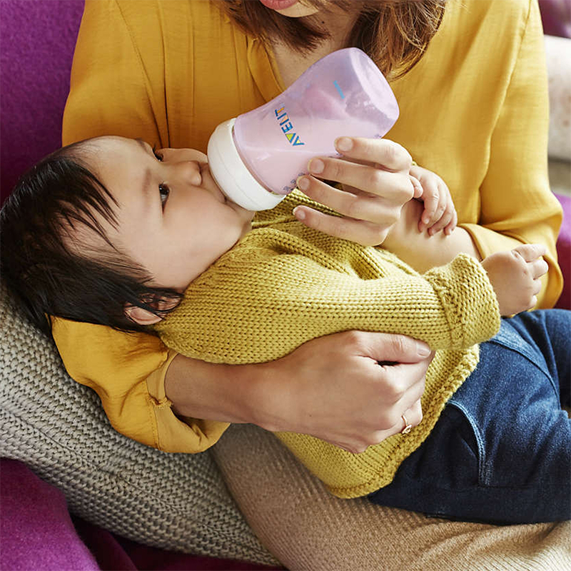 Philips Avent Lot de 2 Biberons Classic 260 ml Rose - 1m+ Philips Avent Lot de 2 Biberons Classic 260 ml Rose - 1m+