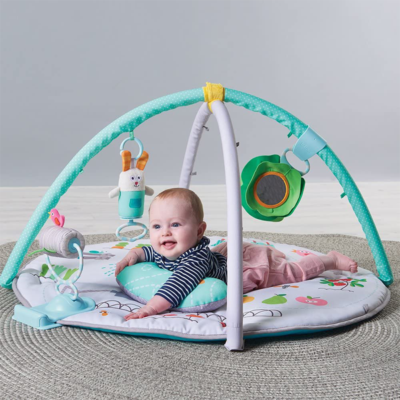 Generic Tapis d'éveil et d'activité de gymnastique pour bébé - 30 balles  colorées et 4 hochets détachables incluses à prix pas cher